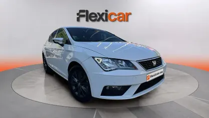 Usado Seat Leon Style 115 CV (84 kW) 2020 Blanco Berlina