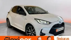 Usado 2021 Toyota Yaris Hybrid Style | 20.990 € (Precio justo)