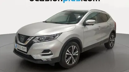 Usado Nissan Qashqai N-Connecta 116 CV (85 kW) 2018 Gris plata SUV