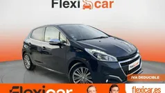 Otro Usado 2018 Peugeot 208 Signature Sky Utilitario | 9990 € (Precio justo)