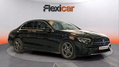 Usado Mercedes E220 194 CV (142 kW) 2021 Negro Berlina