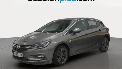 Usado Opel Astra S 110 CV (80 kW) 2019 Gris Utilitario