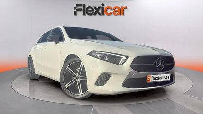 Käytetty Mercedes A180 116 HP (85 kW) 2019 Valkoinen Sedan