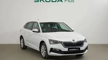 Blanco Usado 2024 Skoda Scala Selection Utilitario | 20.490 € (Precio justo)