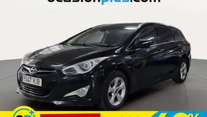 Usado Hyundai i40 GLS 136 CV (100 kW) 2012 Negro Familiar