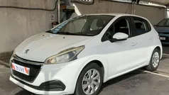 Usado 2015 Peugeot 208 Style Utilitario | 5995 € (Buen precio)