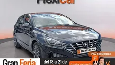 Gris Usado 2022 Hyundai i30 Berlina | 18.990 € (Precio justo)