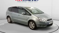 Gris Usado 2011 Ford S-MAX Trend Monovolumen | 10.570 € (Precio justo)
