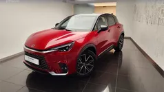 Rojo Usado 2025 Lexus LBX SUV | 37.900 € (Precio justo)