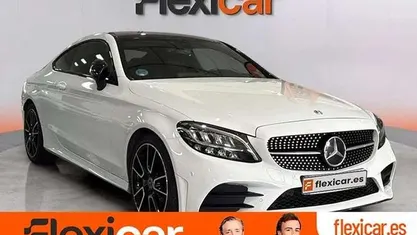 Usado Mercedes C220 194 CV (142 kW) 2022 Blanco Coupe