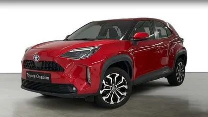 Occasion Toyota Yaris Hybrid Active 116 PK (85 kW) 2021 Rood Pickup