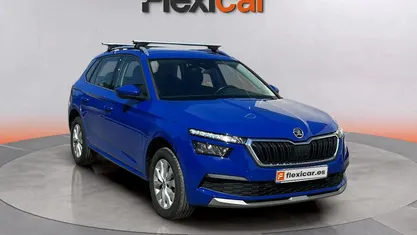 Usado Skoda Kamiq Active 116 CV (85 kW) 2020 Azul SUV