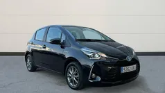 Negro Usado 2019 Toyota Yaris Hybrid Active Berlina | 16.400 € (Precio justo)