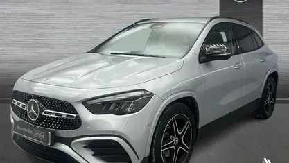 Usado Mercedes GLA200 AMG line 150 HP (110 kW) 2025 SUV