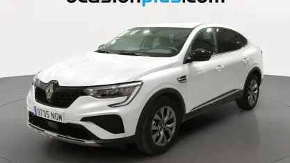 Usado Renault Arkana Techno 145 CV (106 kW) 2025 Blanco SUV