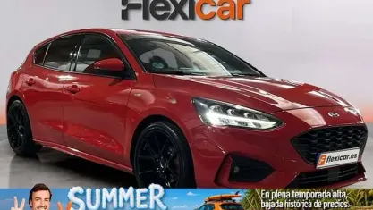 Usado Ford Focus ST-Line 125 CV (91 kW) 2019 Rojo Utilitario