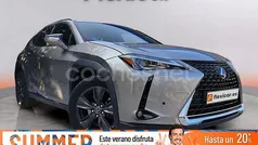 Gris / plata Usado 2022 Lexus UX Business Edition SUV | 25.990 € (Buen precio)