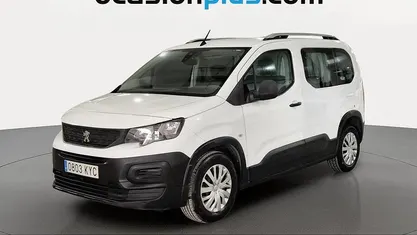 Usado Peugeot Rifter Access 100 CV (73 kW) 2019 Monovolumen