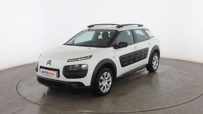 Używany Citroën C4 Feel 100 KM (73 kW) 2017 Biały SUV