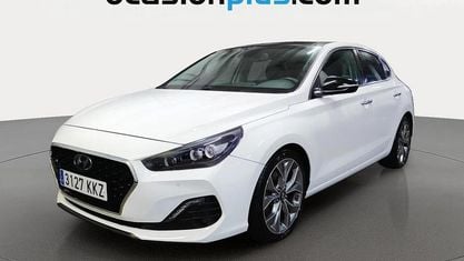 Begagnad Hyundai i30 Style 140 HK (102 kW) 2018 Vit Sedan