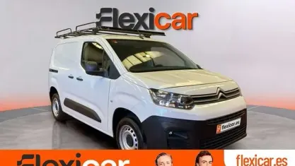Usado Citroën Berlingo Live 102 CV (75 kW) 2022 Blanco Monovolumen