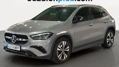 Usado Mercedes GLA200 163 CV (119 kW) 2024 Gris SUV