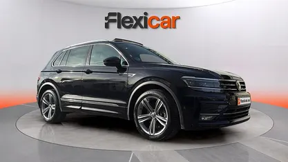 Usado VW Tiguan Sportline 190 CV (139 kW) 2020 Negro SUV