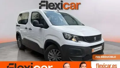 Usado Peugeot Rifter Active 110 CV (80 kW) 2023 Blanco Monovolumen