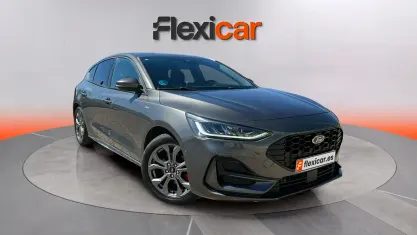 Usado Ford Focus ST-Line 125 CV (91 kW) 2022 Gris Berlina