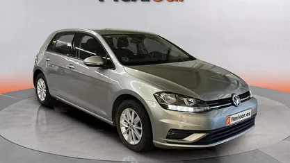 Usado 2020 VW Golf Advance Berlina | 15.990 € (Buen precio)