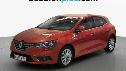 Usado Renault Mégane Zen 110 CV (80 kW) 2017 Rojo Utilitario