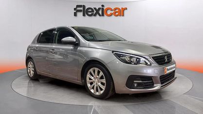 Usado Peugeot 308 Style 131 CV (96 kW) 2020 Gris Utilitario