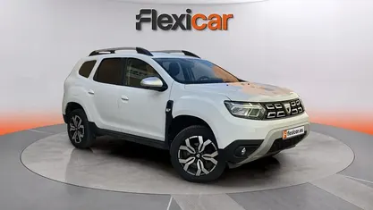 Käytetty Dacia Duster Prestige 101 HP (74 kW) 2022 Valkoinen Katumaasturi