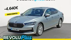Usado 2025 Skoda Superb Essence Berlina | 34.990 € (Super precio)