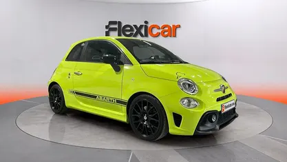 Usado Abarth 500 165 CV (121 kW) 2020 Verde Berlina