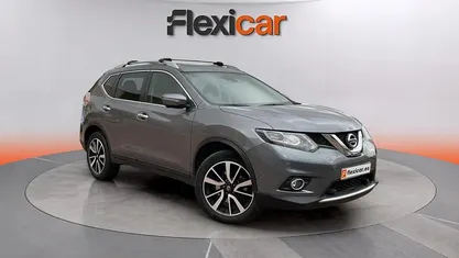 Usado Nissan X-Trail Tekna 177 CV (130 kW) 2017 Gris SUV