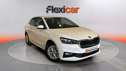 Usado Skoda Fabia Selection 95 CV (69 kW) 2025 Utilitario