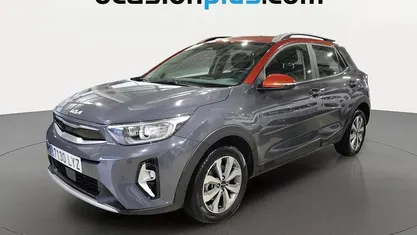 Usado Kia Stonic 100 CV (73 kW) 2022 SUV