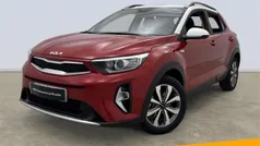 Signal red / clear white Usado 2021 Kia Stonic SUV | 14.995 € (Precio justo)