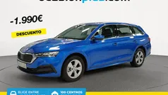 Azul Usado 2021 Skoda Octavia Ambition Familiar | 21.900 € (Precio justo)