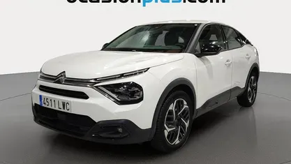 Usado Citroën C4 Feel 131 CV (96 kW) 2022 Blanco SUV