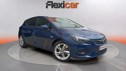 Usado Opel Astra GS Line 131 CV (96 kW) 2020 Azul Berlina