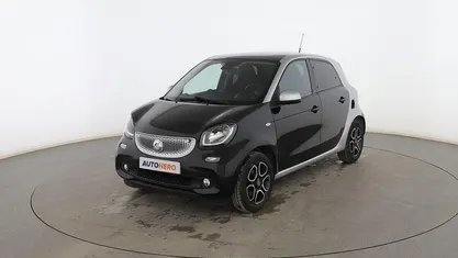 Usado Smart ForFour Basis 90 CV (66 kW) 2016 Negro Utilitario