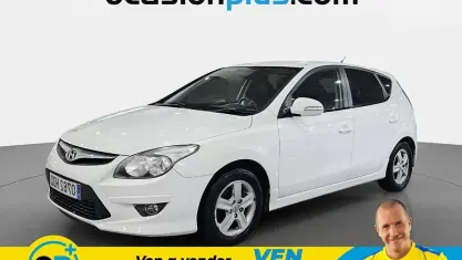 Usado Hyundai i30 Comfort 90 CV (66 kW) 2011 Blanco Utilitario