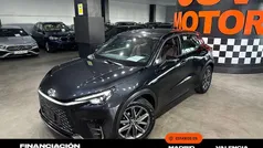 Negro Usado 2024 Lexus LBX SUV | 30.850 € (Super precio)