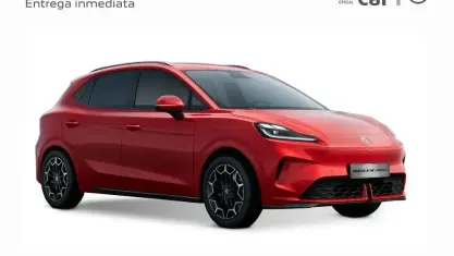 Nuevo MG MG5 EV 117 kW (160 CV) 2026 Rojo Familiar