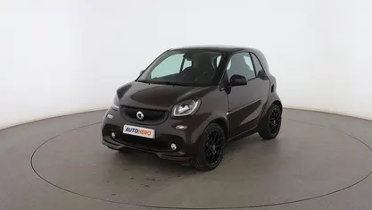 Usado Smart ForTwo Coupé Basis 90 CV (66 kW) 2019 Marrón Utilitario