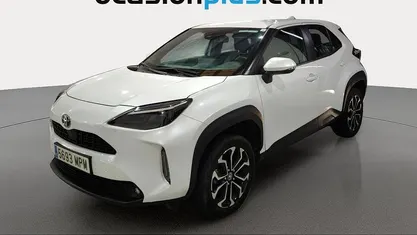 Usado Toyota Yaris Cross Active 116 CV (85 kW) 2024 Blanco SUV