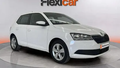 Usado 2019 Skoda Fabia Utilitario | 8290 € (Super precio)