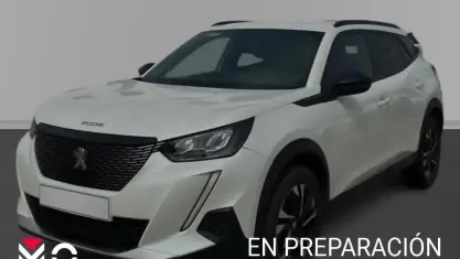 Usado Peugeot 2008 Allure 130 CV (95 kW) 2023 SUV